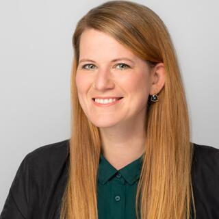 Rebecca Finke, Referentin Fundraising Humanistische Hospize Porträt von Rebecca Finke, Referentin Fundraising Humanistische Hospize.