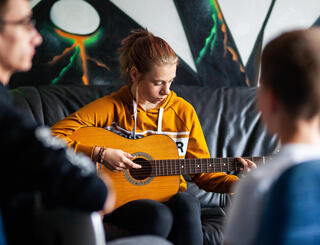 hvd-bb-kinder-und-jugendliche